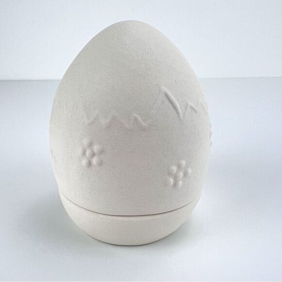 K’s Collection Vintage Ceramic Bisque Lidded Easter Egg Hidden Snow Bunny Child - Picture 5 of 9